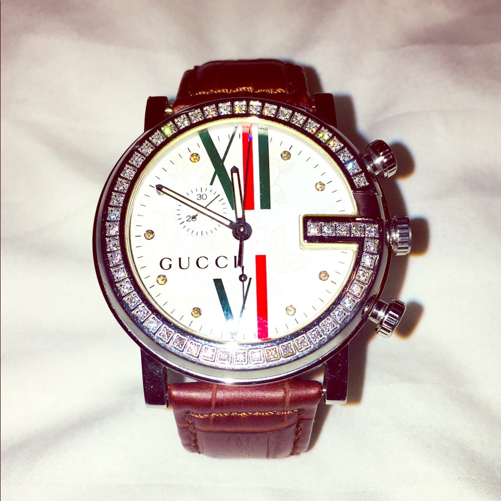 Gucci G Chronograph 101M Diamond Bezel Watch.
